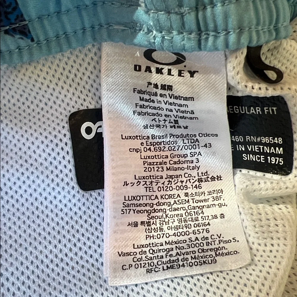 Oakley Toucan Tropics 16 Beach Blue Swim Trunks Shorts Men's Size XL